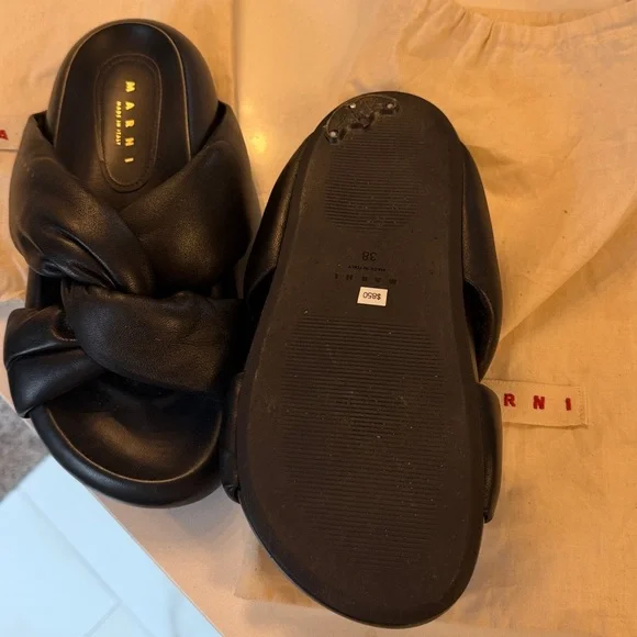 Brand new Marni black leather puffy slides sz 38 $850 - Picture 4 of 5
